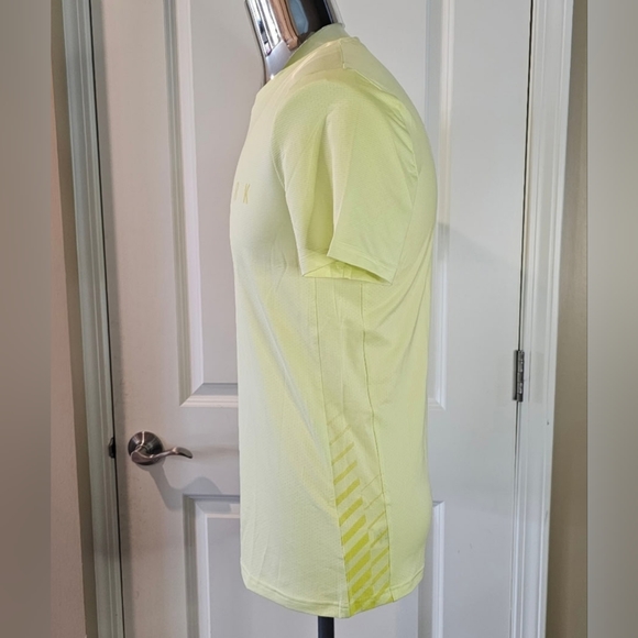 Gymshark Mens Yellow Speed Performance Training Shirt Size M - Picture 3 of 8